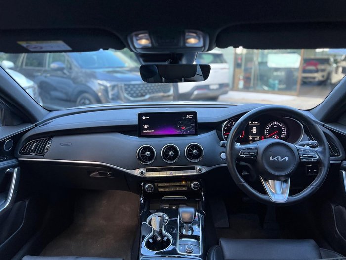 2022 Kia Stinger 330S