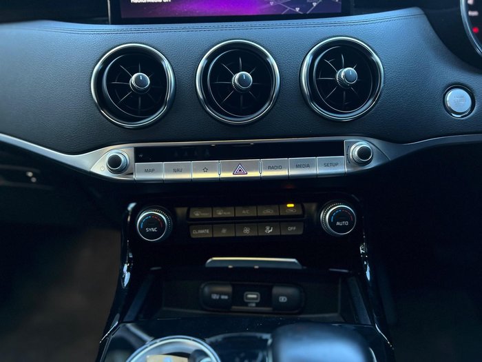 2022 Kia Stinger 330S