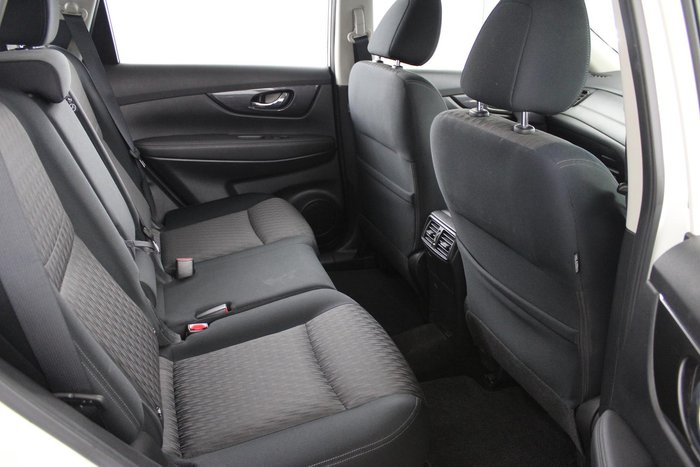 2020 Nissan X-TRAIL ST