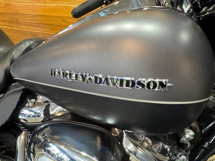 2017 Harley-davidson FLHTK ULTRA LIMITED Silver