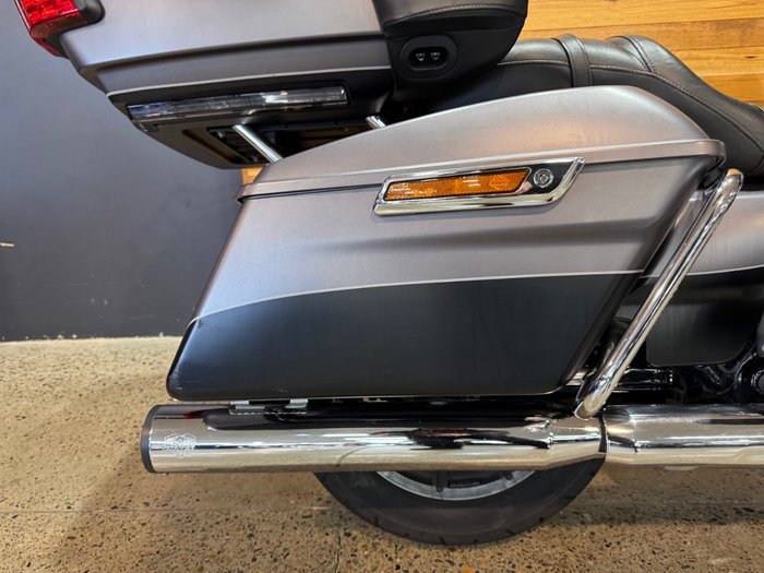 2017 Harley-davidson FLHTK ULTRA LIMITED Silver