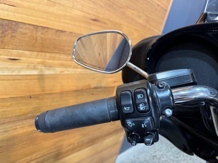 2017 Harley-davidson FLHTK ULTRA LIMITED Silver