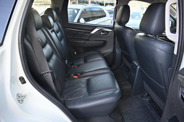 2016 Mitsubishi Pajero Sport GLS