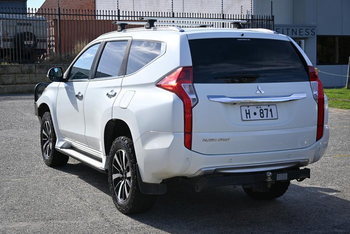 2016 Mitsubishi Pajero Sport GLS
