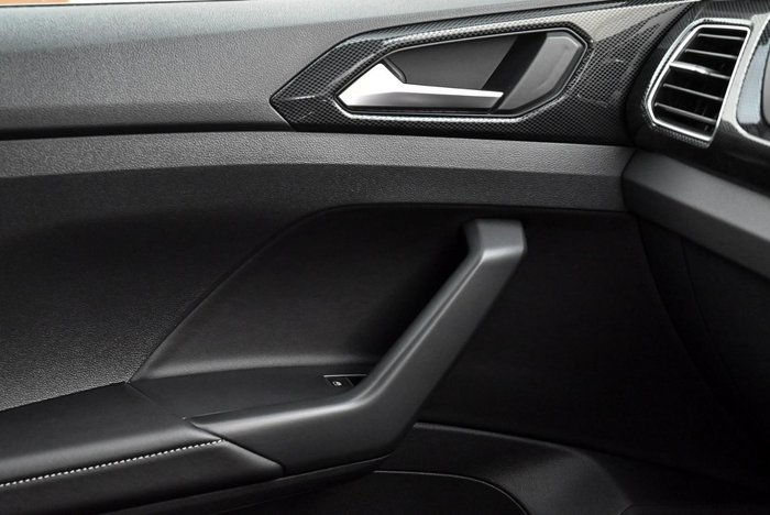 2025 Volkswagen T-Cross 85TSI R-Line