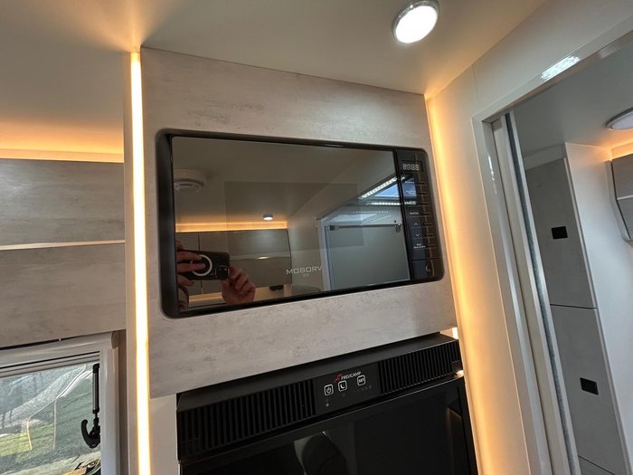 2025 X Series RV Signature 17