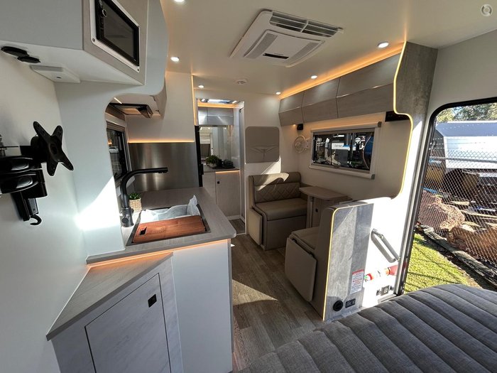2025 X Series RV Signature 17