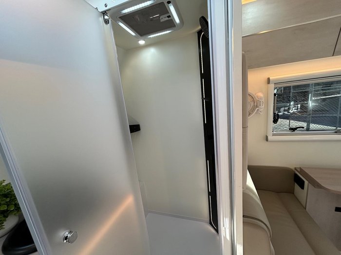 2025 X Series RV Signature 17