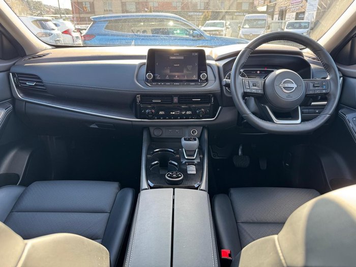 2024 Nissan X-TRAIL ST-L