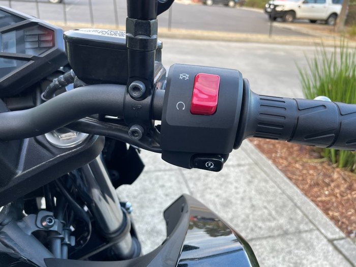 2024 Kawasaki Z500 BLACK