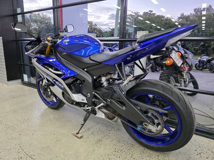2016 Yamaha YZF-R6 BLUE