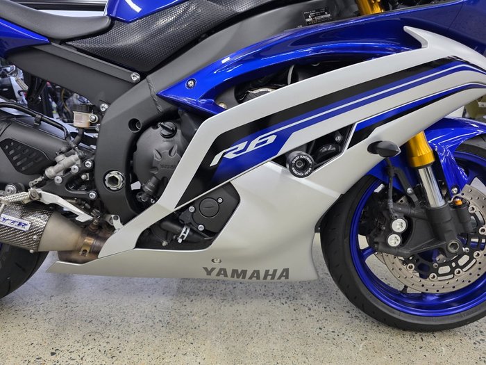 2016 Yamaha YZF-R6 BLUE