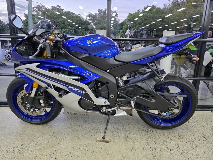 2016 Yamaha YZF-R6 BLUE