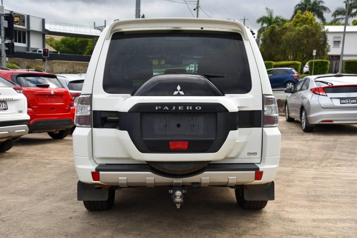 2017 Mitsubishi Pajero GLX