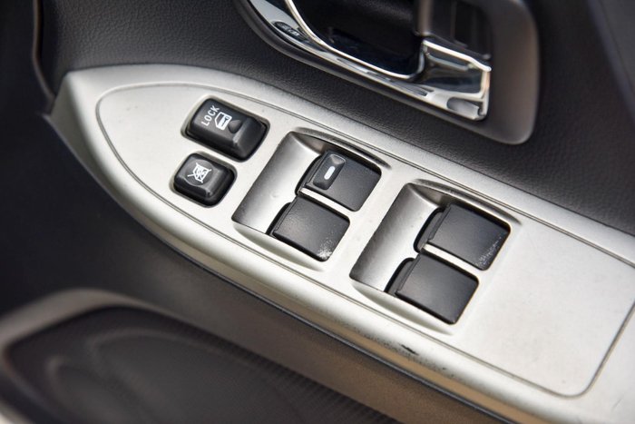 2017 Mitsubishi Pajero GLX