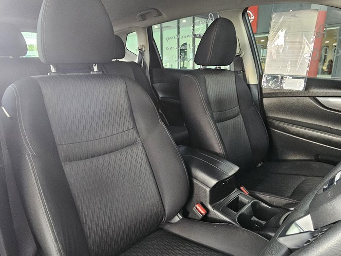 2021 Nissan X-TRAIL ST