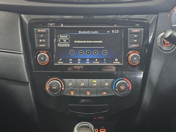 2021 Nissan X-TRAIL ST