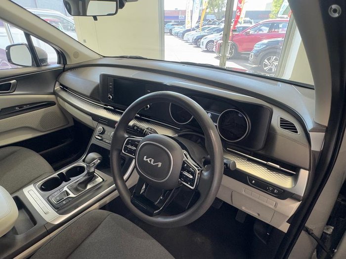 2023 Kia Carnival S