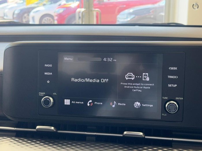 2023 Kia Carnival S