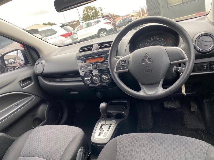 2018 Mitsubishi Mirage ES