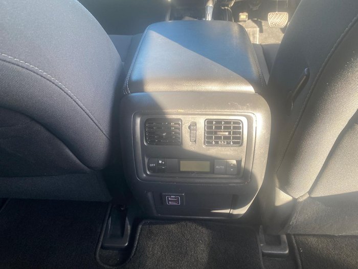 2019 Nissan Pathfinder ST