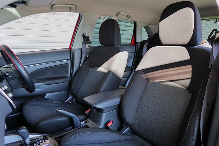2019 Mitsubishi ASX ES