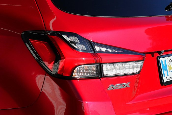 2019 Mitsubishi ASX ES