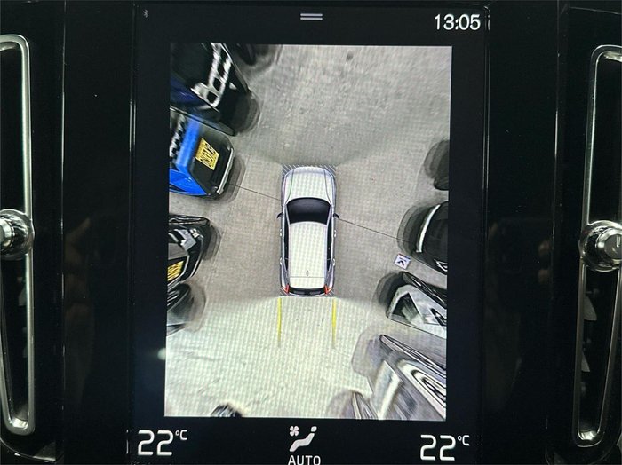 2020 Volvo XC40 T5 R-Design