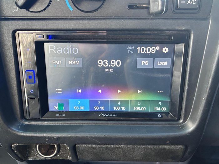 2002 Toyota Hilux