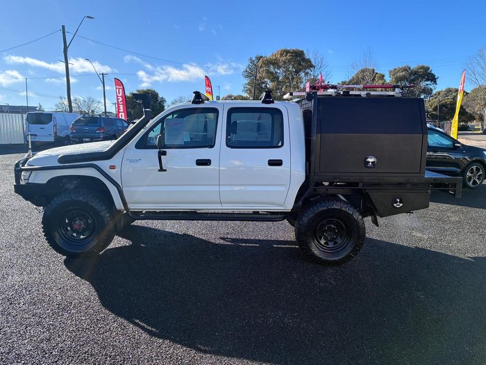 2002 Toyota Hilux
