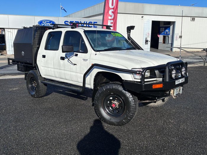 2002 Toyota Hilux