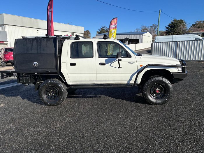 2002 Toyota Hilux
