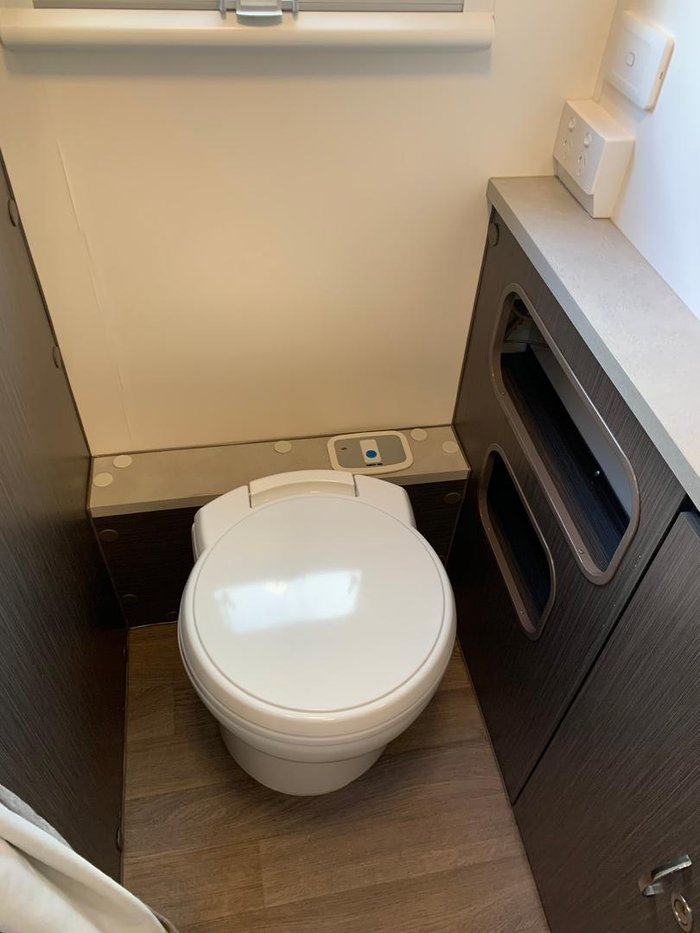 2018 Jayco Journey Dx 17.55-8
