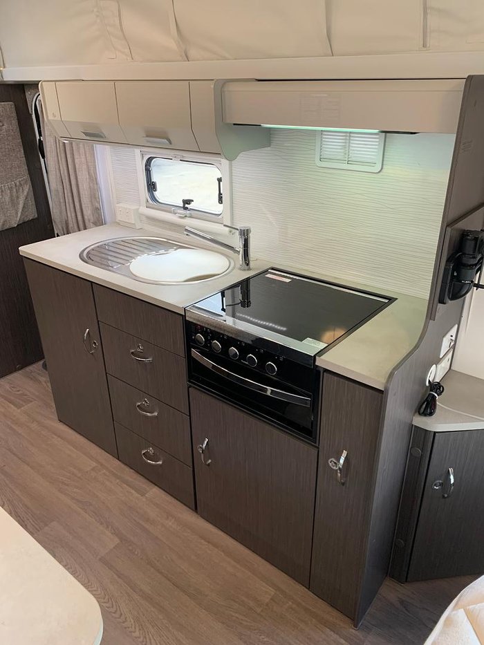 2018 Jayco Journey Dx 17.55-8