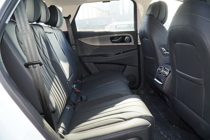 2025 Jaecoo J8 Track