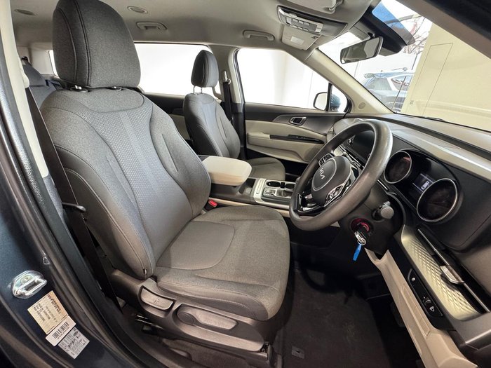 2022 Kia Carnival S