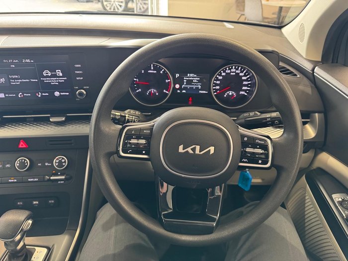 2022 Kia Carnival S