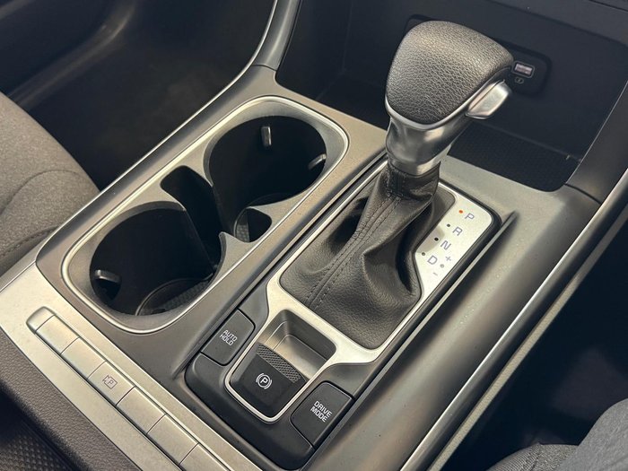 2022 Kia Carnival S