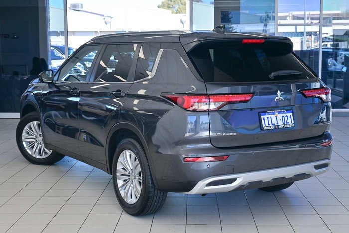 2024 Mitsubishi Outlander LS