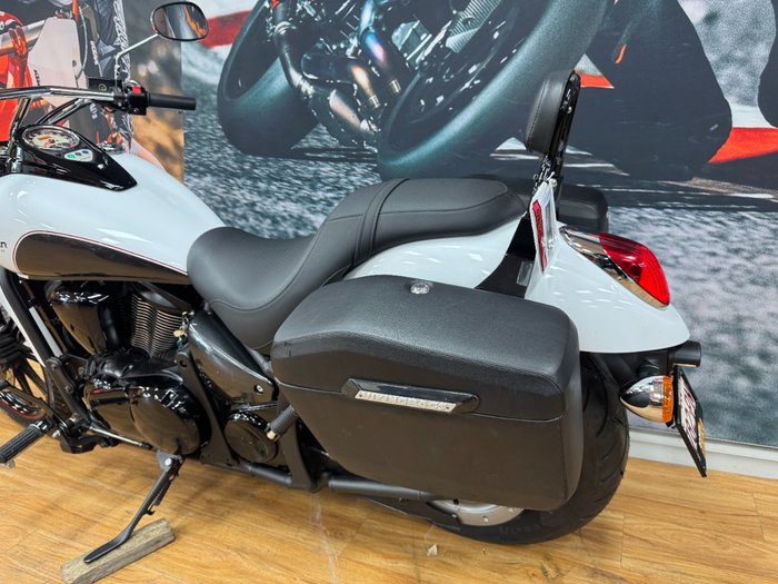 2016 Kawasaki VULCAN 900 CUSTOM WHITE