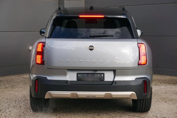 2025 MINI Countryman C Favoured