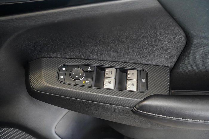 2023 Mitsubishi Outlander ES