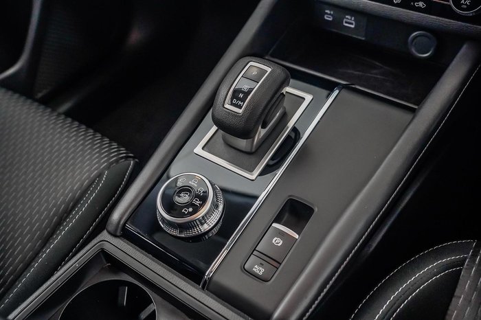 2023 Mitsubishi Outlander ES