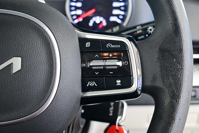 2023 Kia Carnival S