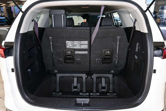 2023 Kia Carnival S