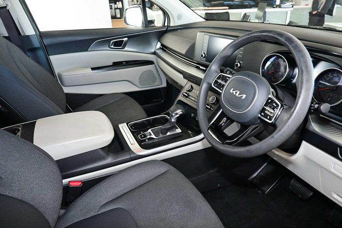 2023 Kia Carnival S