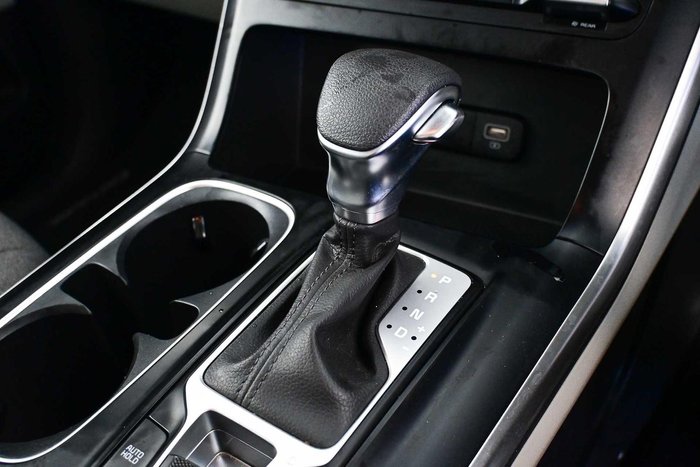 2023 Kia Carnival S