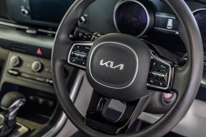 2023 Kia Carnival S