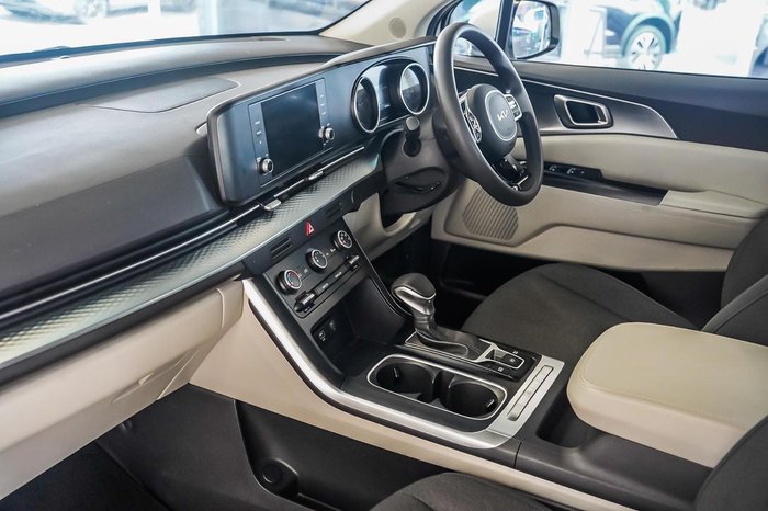 2023 Kia Carnival S