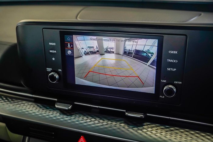 2023 Kia Carnival S